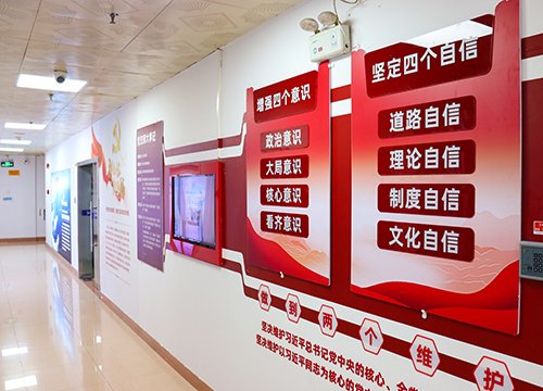 强化标杆引领，推进阵地建设